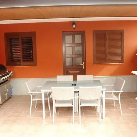 Casa Con Jardín Y Piscina , Costa Adeje , Tenerife