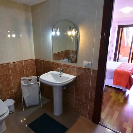 Сasa de vacaciones Casa Con Jardín Y Piscina , Costa Adeje , Tenerife *
